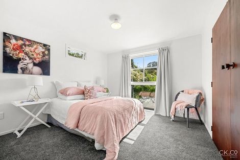 Photo of property in 3 Eastview Grove, Normandale, Lower Hutt, 5010