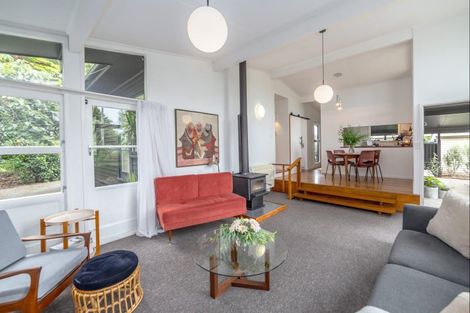 Photo of property in 53 Brandon Street, Featherston, 5710