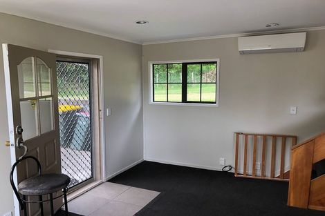 Photo of property in 145 Shaw Road, Oratia, Auckland, 0604