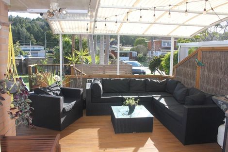 Photo of property in 22 Forest Glen, Orewa, 0931