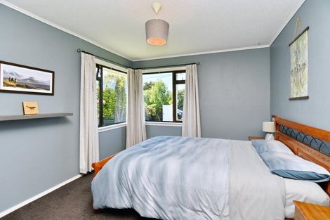 Photo of property in 15 Emlyn Place, Avondale, Christchurch, 8061