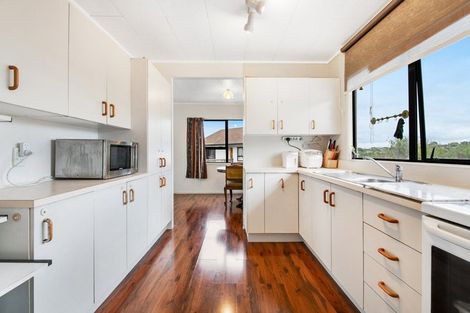 Photo of property in 1/22 Leiden Place, Totara Vale, Auckland, 0629