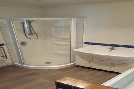 Photo of property in 5 Fawcett Road, Laingholm, Auckland, 0604