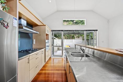 Photo of property in 153c Grant Road, Thorndon, Wellington, 6011