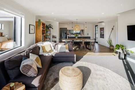 Photo of property in 11 Elizabeth Street, Cambridge, 3434