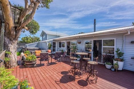 Photo of property in 51 Toru Road, Paraparaumu Beach, Paraparaumu, 5032