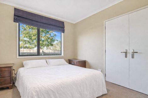 Photo of property in 45b Springs Road, Parakai, 0830