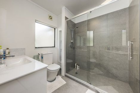 Photo of property in 204 Mellons Bay Road, Mellons Bay, Auckland, 2014