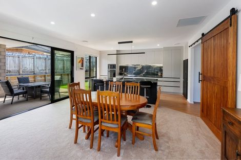 Photo of property in 5 Datum Way, Paraparaumu, 5032