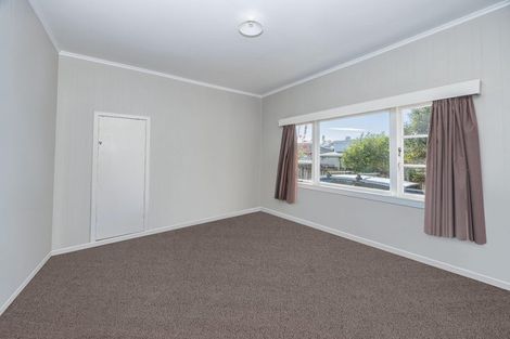 Photo of property in 15 Carey Street, Maeroa, Hamilton, 3200
