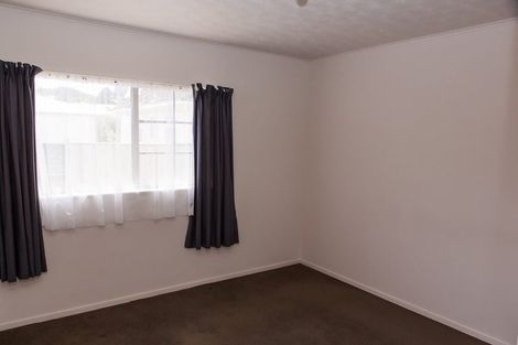 Photo of property in 45c Oxford Street, Tawa, Wellington, 5028