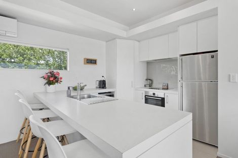 Photo of property in 3/49 Browns Road, Browns Bay, Auckland, 0630