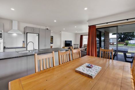 Photo of property in 35 Atkinson Street, Normanby, Hawera, 4614