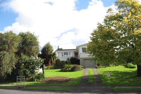 Photo of property in 63 Beechdale Crescent, Pakuranga Heights, Auckland, 2010