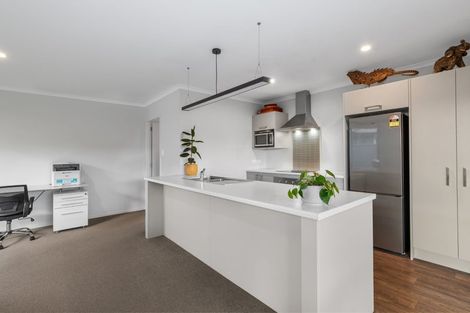 Photo of property in 48 Sentinel Avenue, Omokoroa, 3114