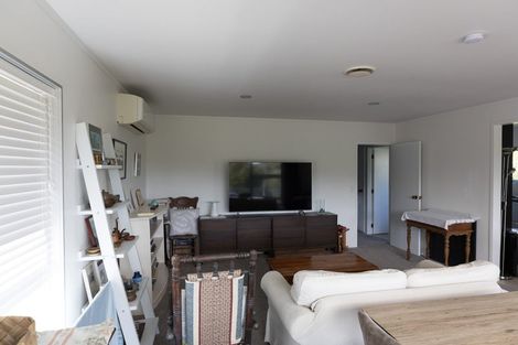 Photo of property in 8 Kemp Road, Kerikeri, 0230