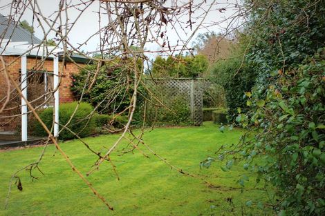 Photo of property in 64 Richmond Road, Carterton, 5713