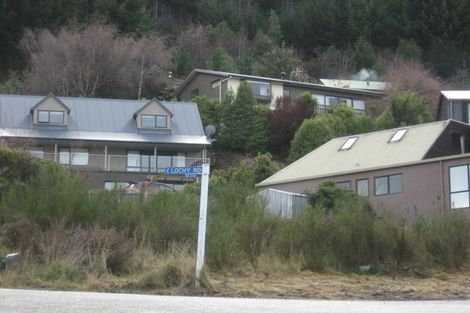 Photo of property in 28 Greenstone Place, Fernhill, Queenstown, 9300