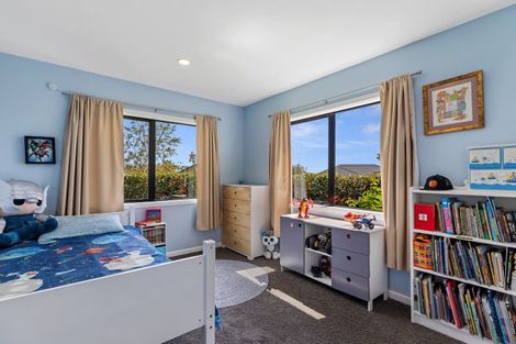 Photo of property in 2 Benmore Crescent, Pyes Pa, Tauranga, 3112