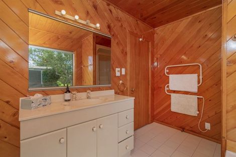 Photo of property in 93 Robinson Road, Whitianga, 3510