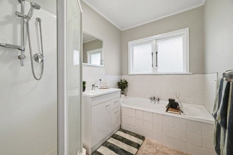 Photo of property in 3 Melrose Avenue, Owhata, Rotorua, 3010