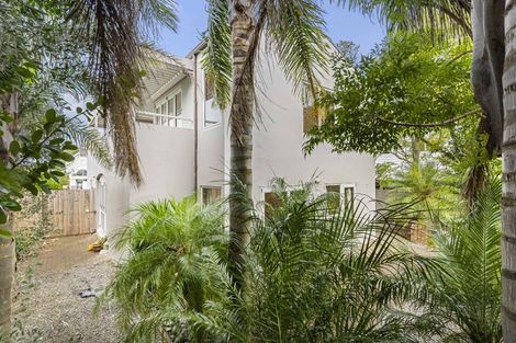 Photo of property in 1/94 Kitchener Road, Milford, Auckland, 0620