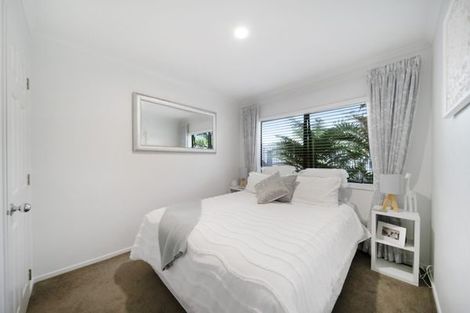 Photo of property in 3 Mull Place, Wattle Downs, Auckland, 2103