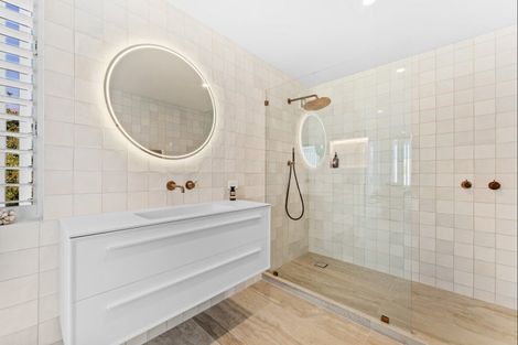 Photo of property in 16 Ida Way, Omaha, 0986