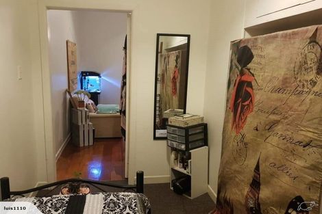 Photo of property in 27 Douglas Street, Mount Cook, Wellington, 6021