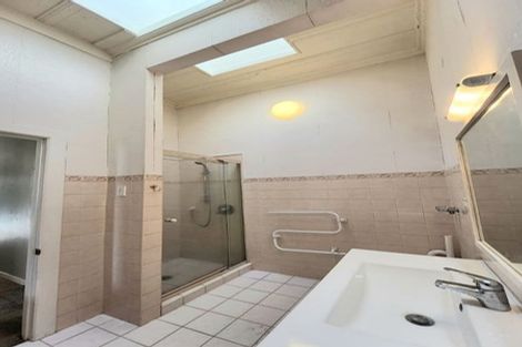 Photo of property in 70a Valley Road, Paraparaumu, 5032