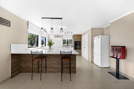 Photo of property in 4 Mile Bush Road, Pukekawa, Tuakau, 2696