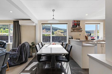 Photo of property in 12 Newcastle Street, Clyde, 9330