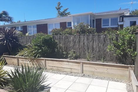 Photo of property in 2/48a Northboro Road, Belmont, Auckland, 0622