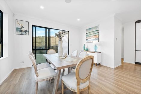 Photo of property in 8 Aklander Rise, Flat Bush, Auckland, 2019
