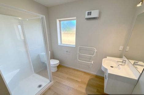 Photo of property in 16 Saint Florian Place, Woolston, Christchurch, 8062