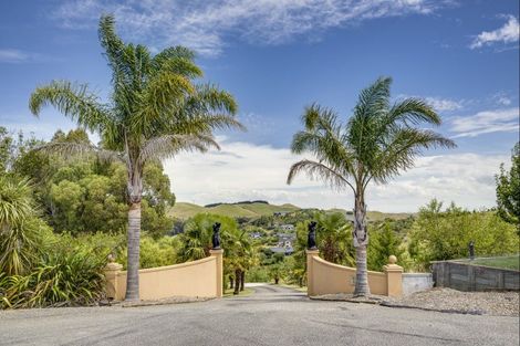 Photo of property in 125 Tironui Drive, Taradale, Napier, 4112