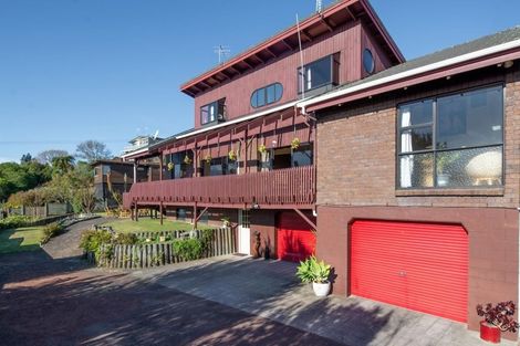 Photo of property in 5 Aries Place, Kawaha Point, Rotorua, 3010