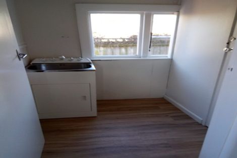 Photo of property in 15 Owles Terrace, New Brighton, Christchurch, 8061