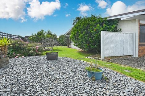 Photo of property in 2/505 Southland Road, Hastings, 4122