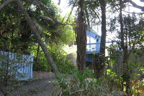 Photo of property in 48 Kauri Road, Birkenhead, Auckland, 0626