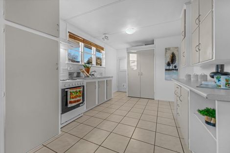 Photo of property in 32 Price Crescent, Mount Wellington, Auckland, 1060