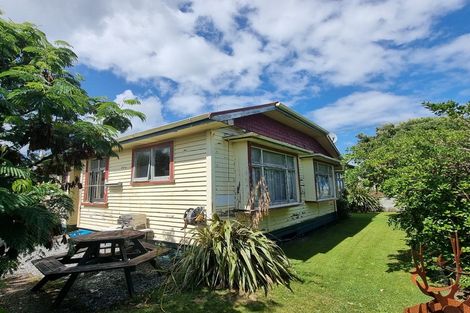 Photo of property in 3 Robinson Street, Blaketown, Greymouth, 7805