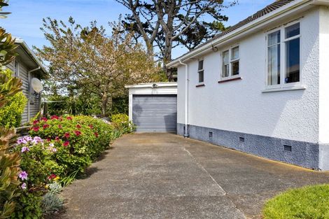 Photo of property in 4 Buchanan Place, Hawera, 4610