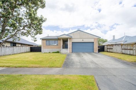 Photo of property in 161 Ruapehu Drive, Fitzherbert, Palmerston North, 4410