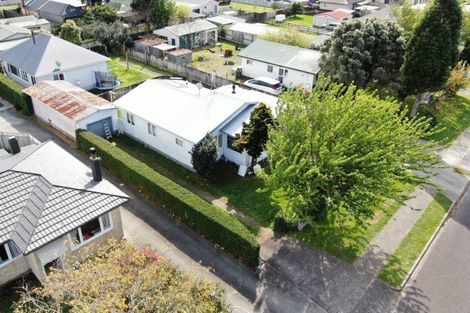 Photo of property in 19 Clive Road, Katikati, 3129