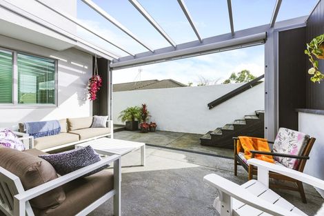 Photo of property in 316 Hill Road, The Gardens, Auckland, 2105