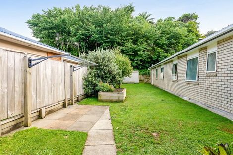 Photo of property in 24 Moulton Street, Moturoa, New Plymouth, 4310