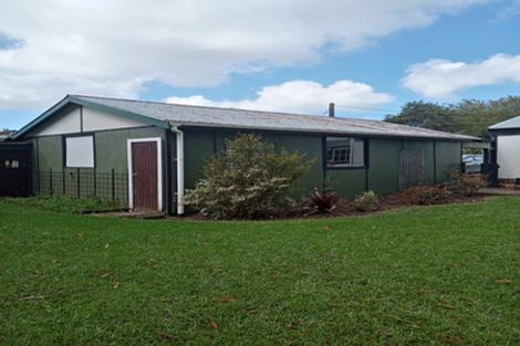 Photo of property in 47 Anzac Road, Waitakere, Auckland, 0816