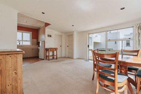 Photo of property in 9 Essex Street, Balclutha, 9230