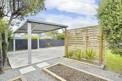 Photo of property in 15 Hargest Crescent, Sydenham, Christchurch, 8023